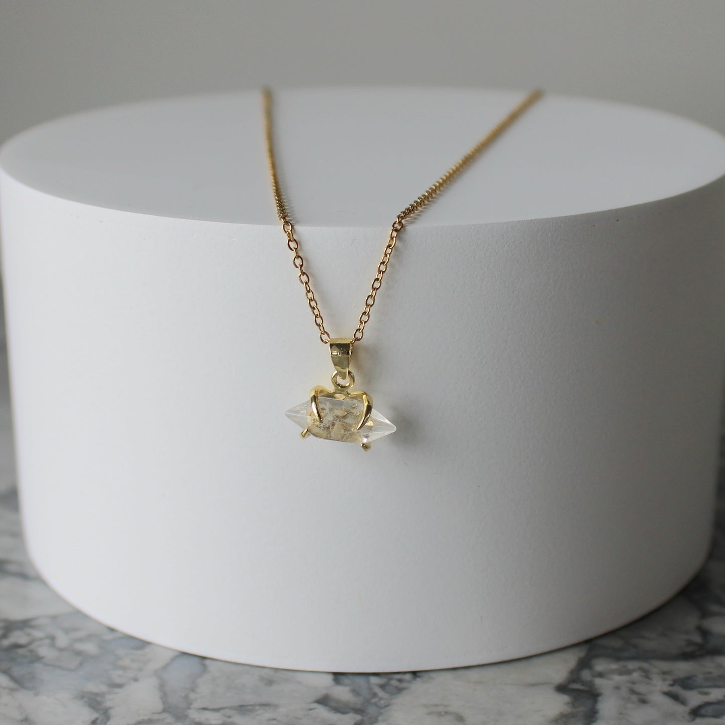 Crystal Point Claw Pendant & Chain | Clear Quartz