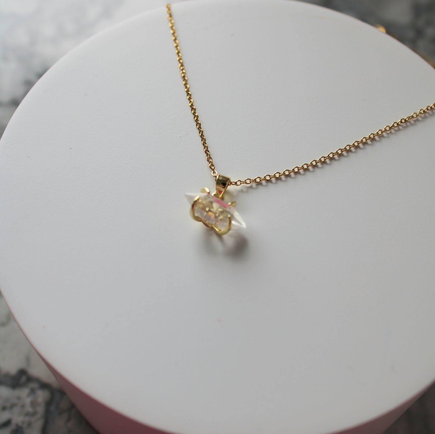Crystal Point Claw Pendant & Chain | Clear Quartz