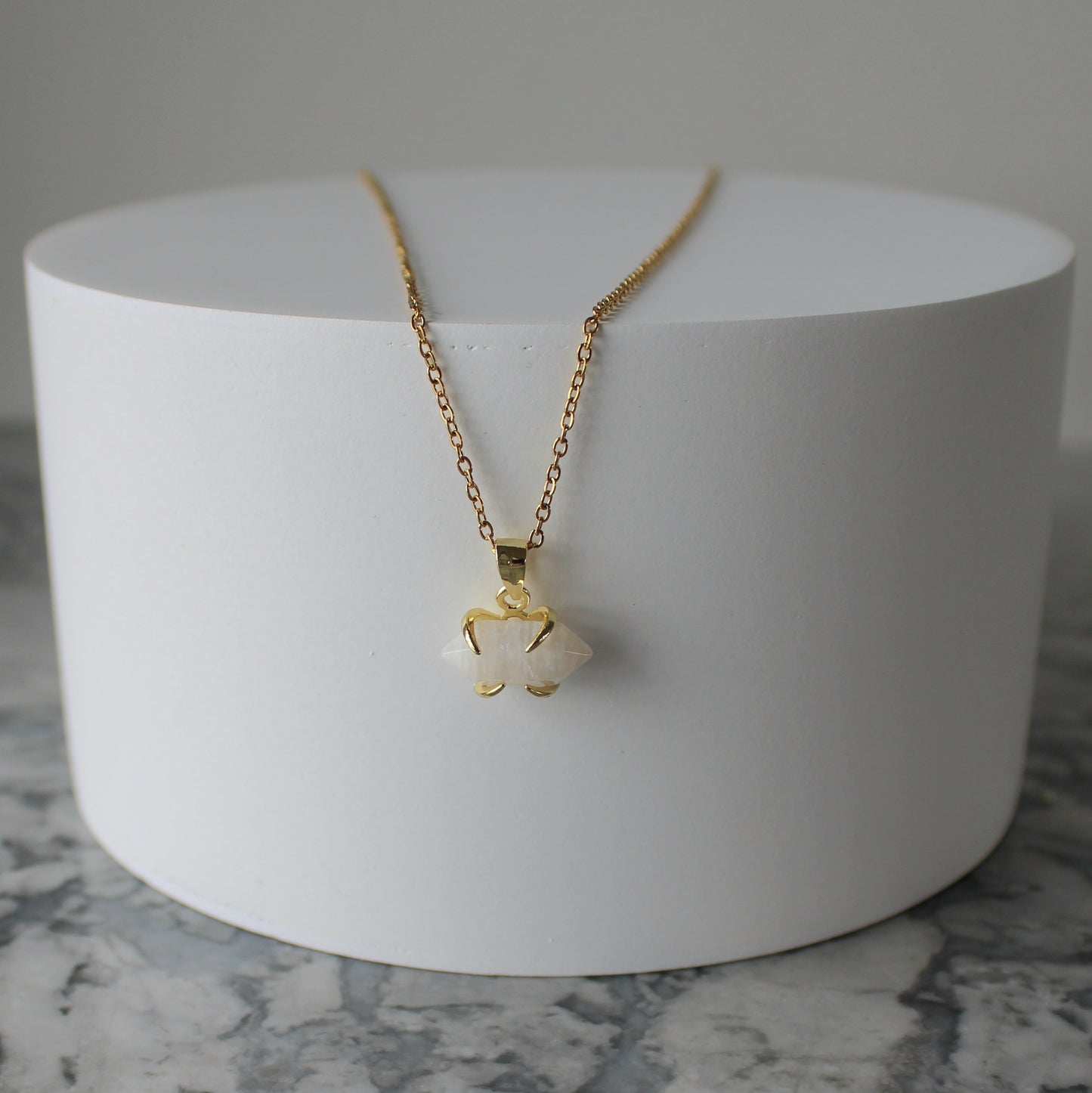 Crystal Point Claw Pendant & Chain | Moonstone