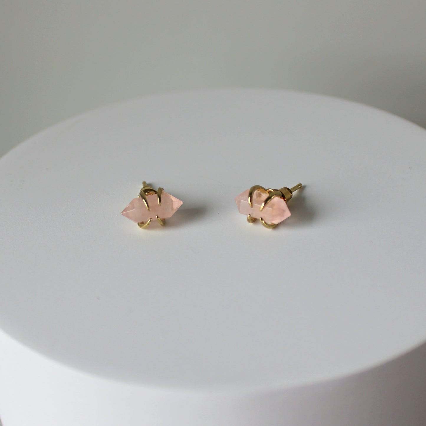 Crystal Point Claw Studs | Rose Quartz