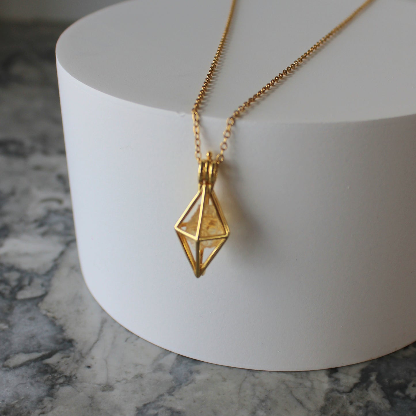 Locket & Raw Crystal Pendant & Chain | Citrine