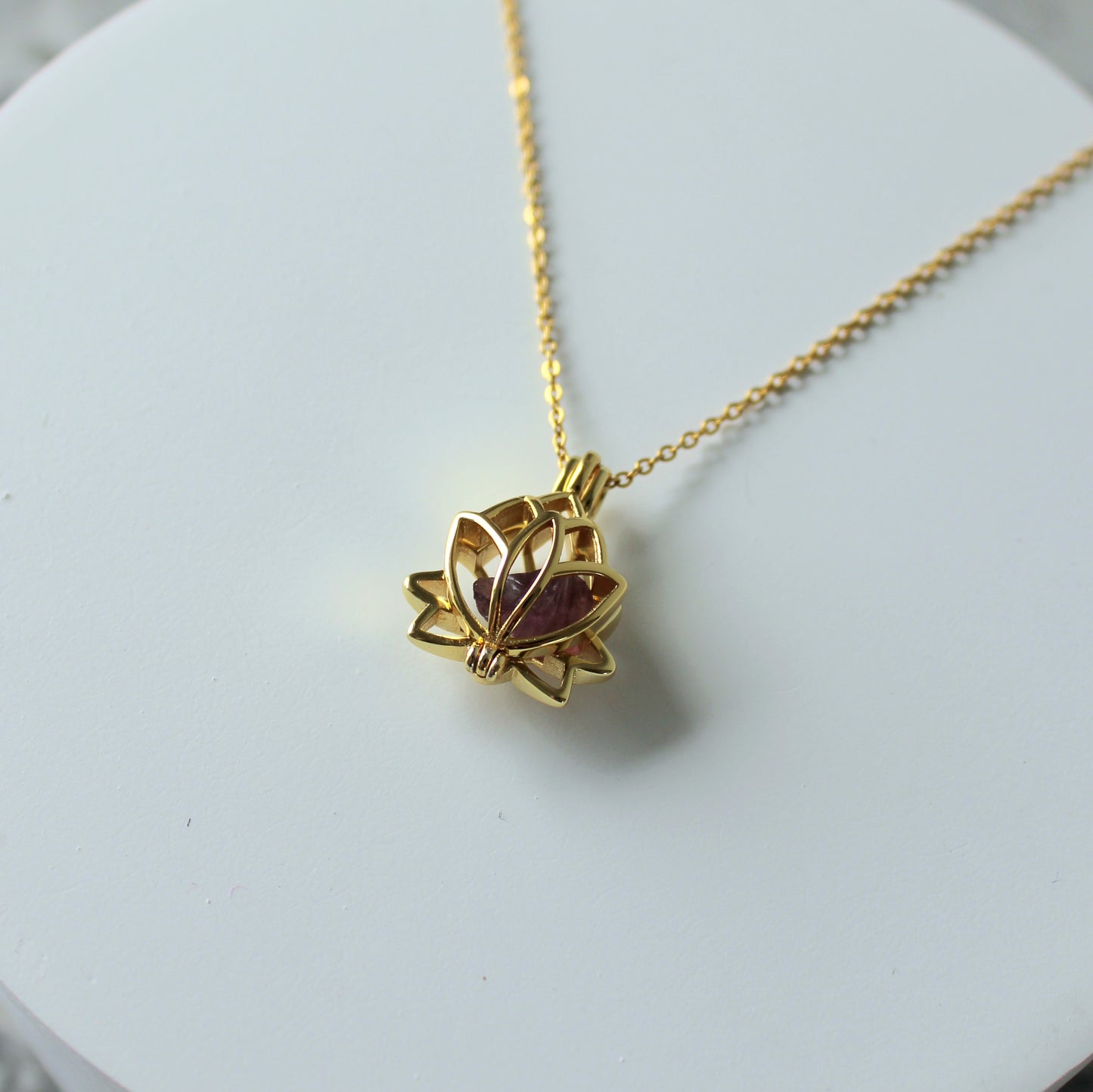 Lotus & Raw Crystal Pendant & Chain | Amethyst