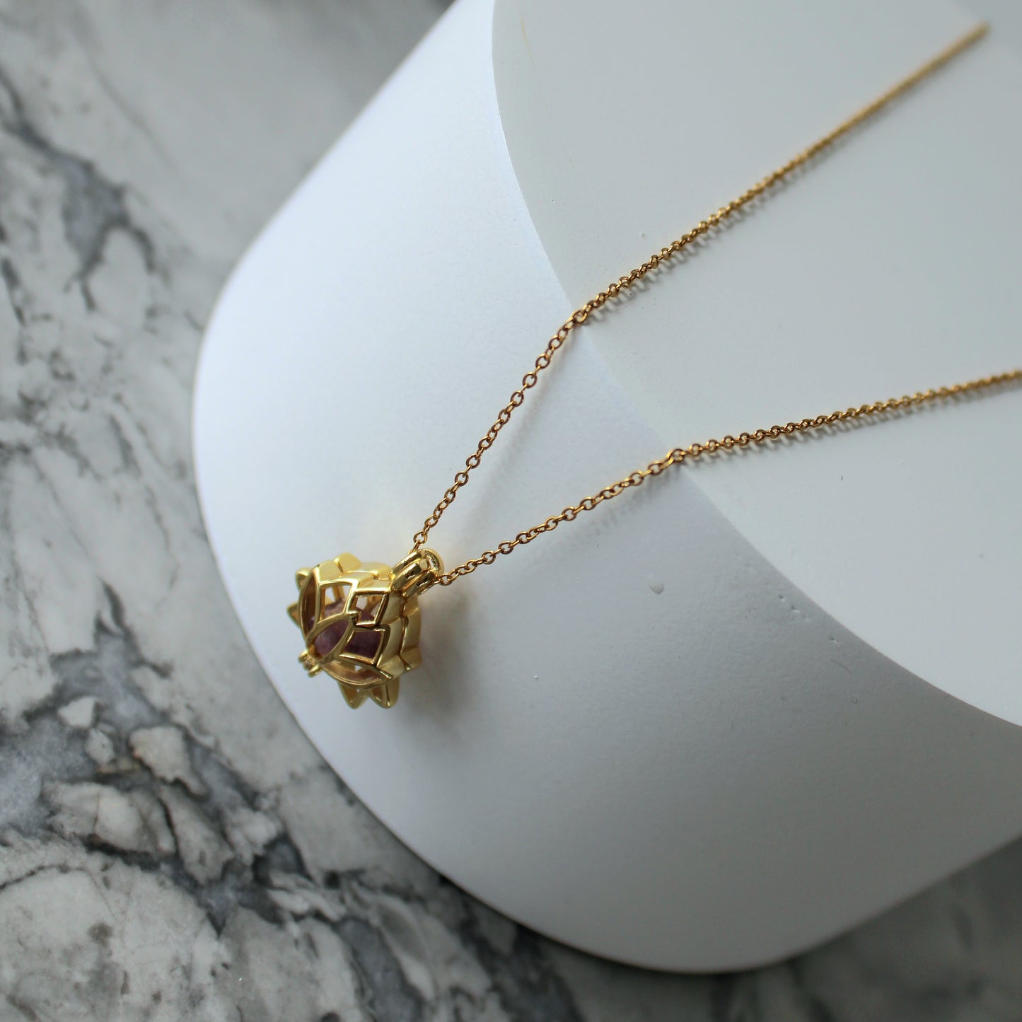 Lotus & Raw Crystal Pendant & Chain | Amethyst