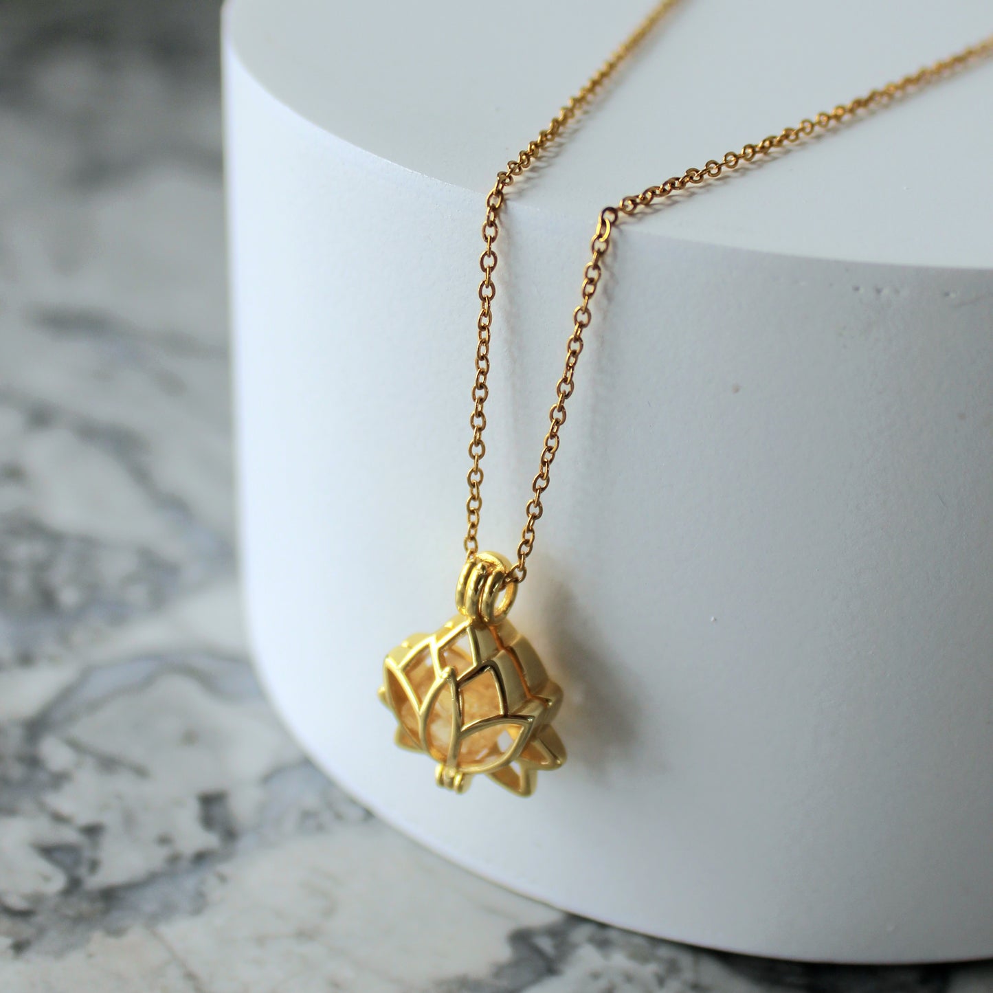 Lotus & Raw Crystal Pendant & Chain | Citrine