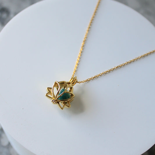 Lotus & Raw Crystal Pendant & Chain | Apatite