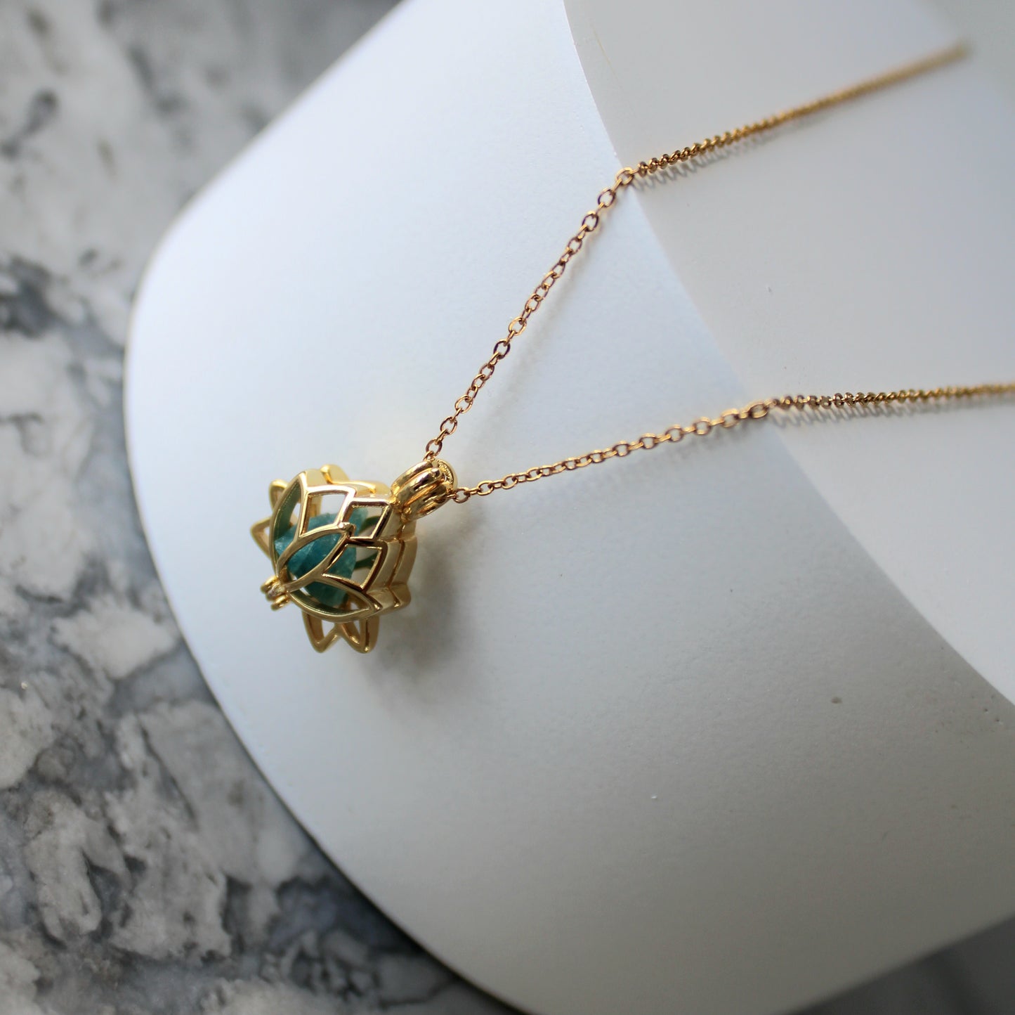 Lotus & Raw Crystal Pendant & Chain | Apatite