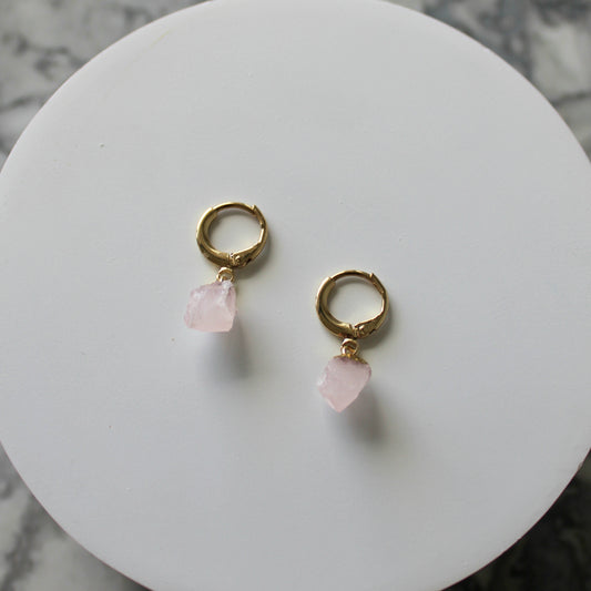 Raw Crystal Drop Huggies | Rose Quartz