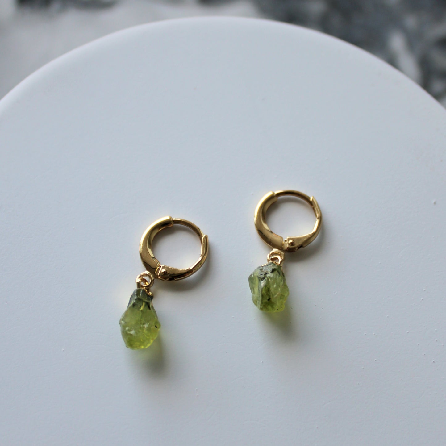 Raw Crystal Drop Huggies | Peridot